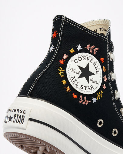 Converse Plataforma it’s okay to wander negras