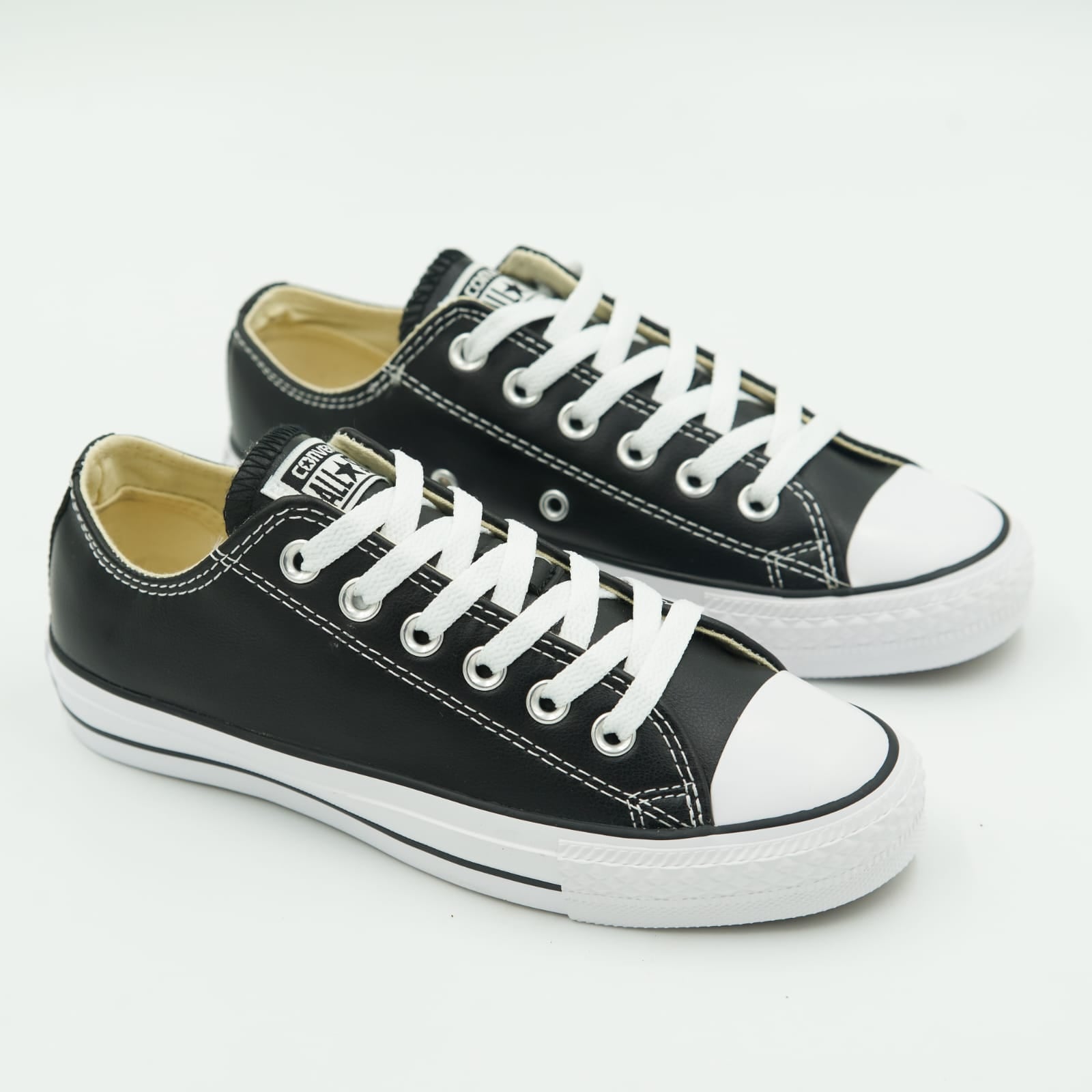 Converse Chuck Taylor All Star Cuero Unisex-Negro